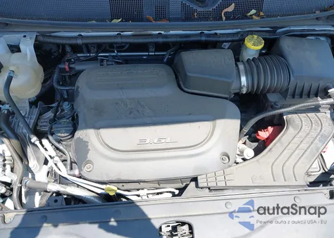 2023 Chrysler Voyager Lx из США, поврежденный, VIN 2C4RC1CG9PR548558